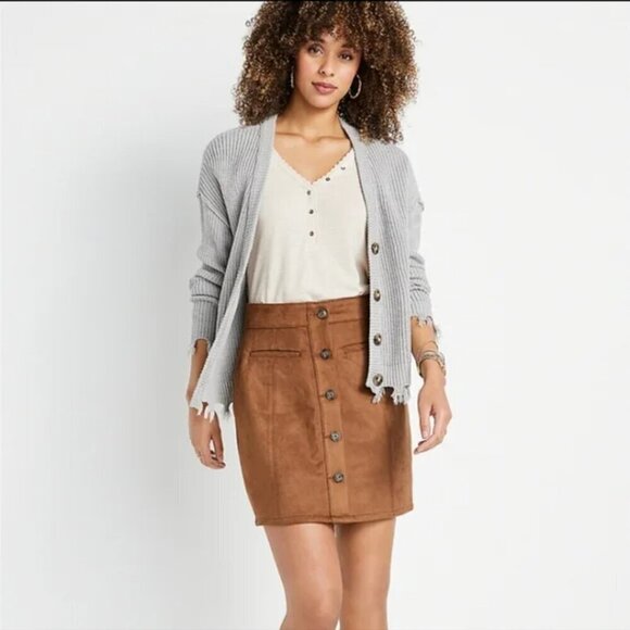 EU Maurices Faux Suede Brown Button Down High Rise Skirt - Picture 1 of 14